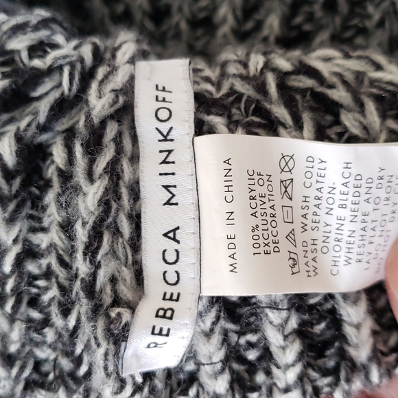 Rebecca Minkoff Hat - Picture 4 of 9